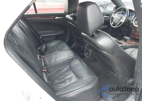 2013 Chrysler 300 Motown from USA, damaged, VIN 2C3CCAAG8DH709805